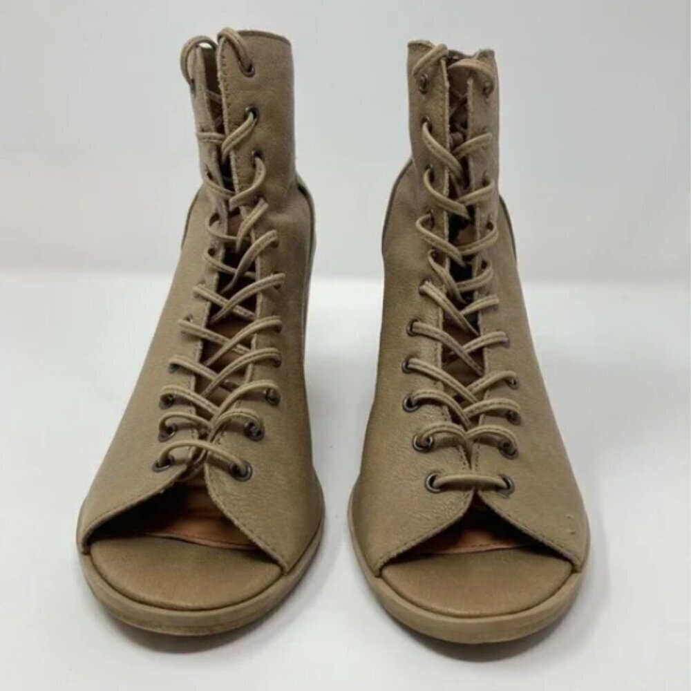 Steve Madden Leather Temptng Lace Up Ankle Boots - Size 7 - Picture 3 of 5